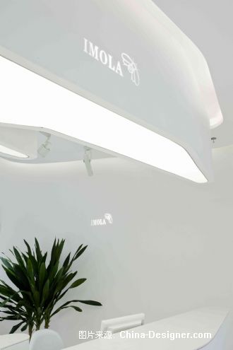 “蜜蜂瓷砖”概念店-赵学强的设计师家园-现代,白色